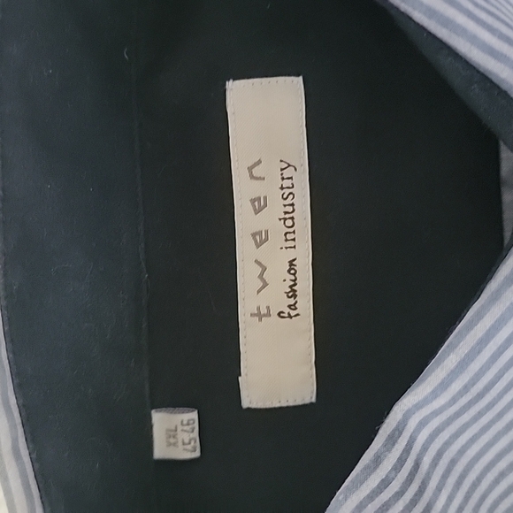 Men's Button Down by Damat Tween - Picture 2 of 7